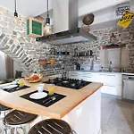Bardelours 4 - Charming With Private Pool - 6 Bedrooms *