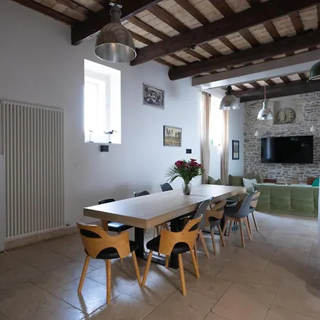 Hébergement de vacances Bardelours 4 - Charming With Private Pool - 6 Bedrooms