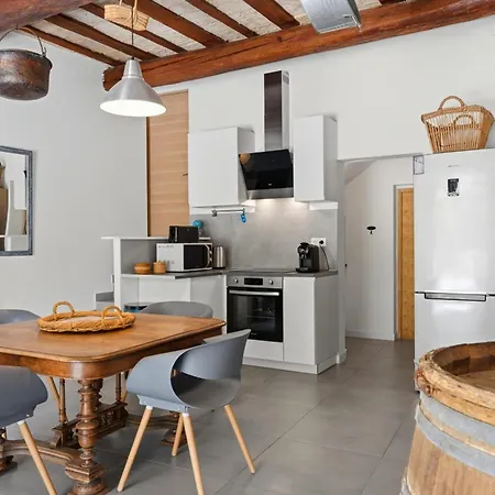 Bardelours 4 - De Charme Avec Piscine Privée - 6 Hébergement de vacances