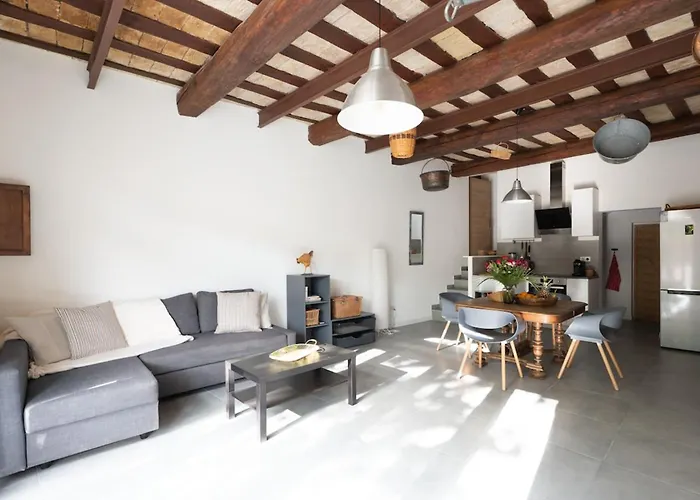 Bardelours 4 - Charming With Private Pool - 6 Bedrooms